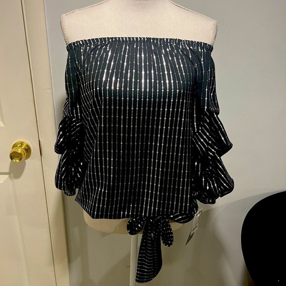 {Prelude} Off The Shoulder Sequined Blouse - Picture 1 of 4